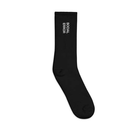SE Classic embroidered crew socks in black, outside view